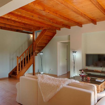 Modern Eco Friendly Villa Close To Town Pelekas Dış mekan fotoğraf