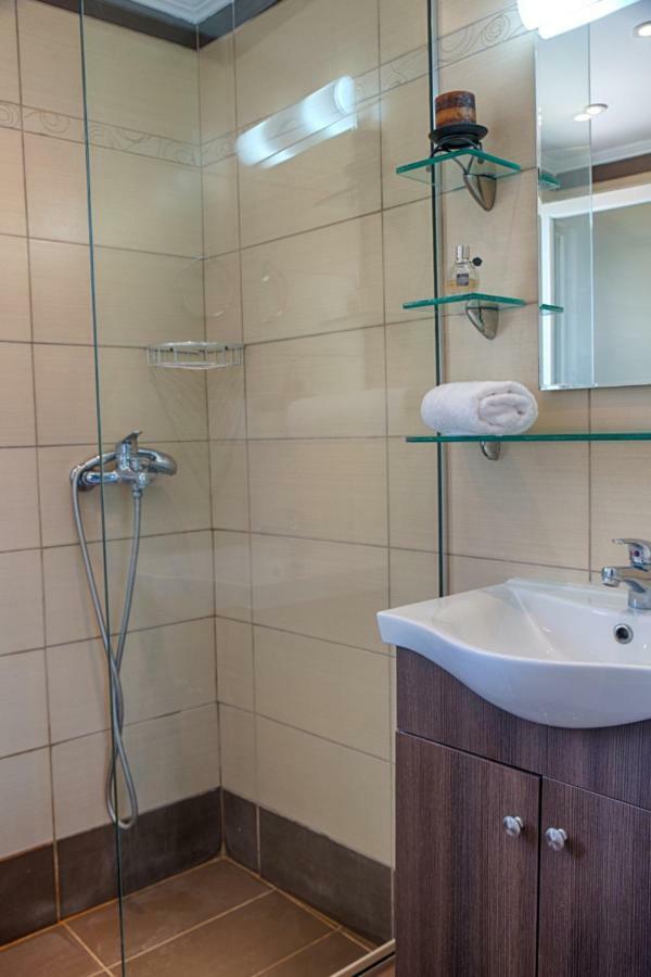 Modern Eco Friendly Villa Close To Town Pelekas Dış mekan fotoğraf
