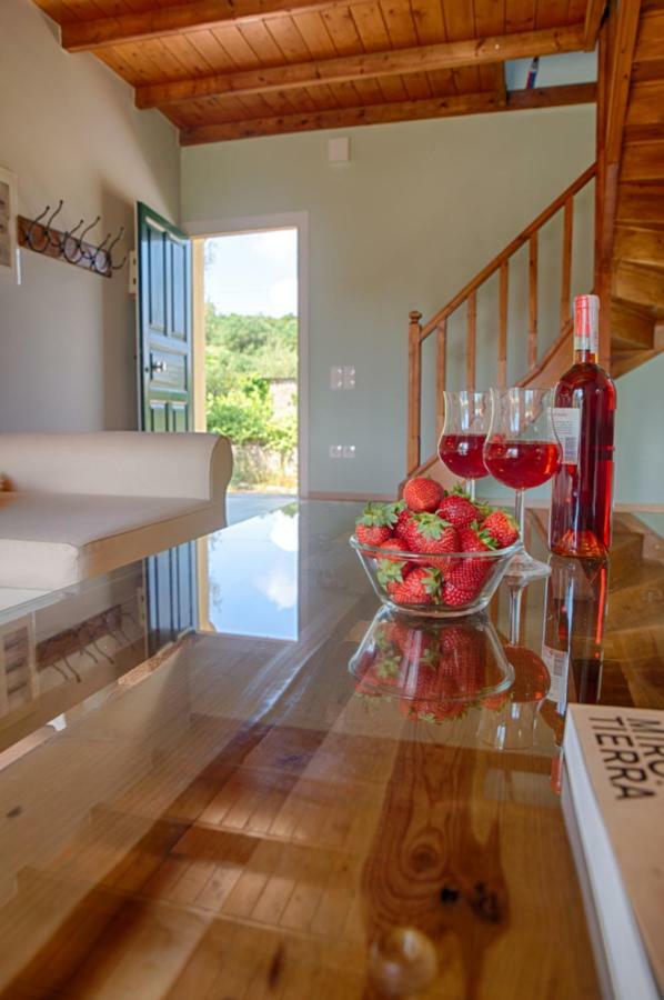 Modern Eco Friendly Villa Close To Town Pelekas Dış mekan fotoğraf